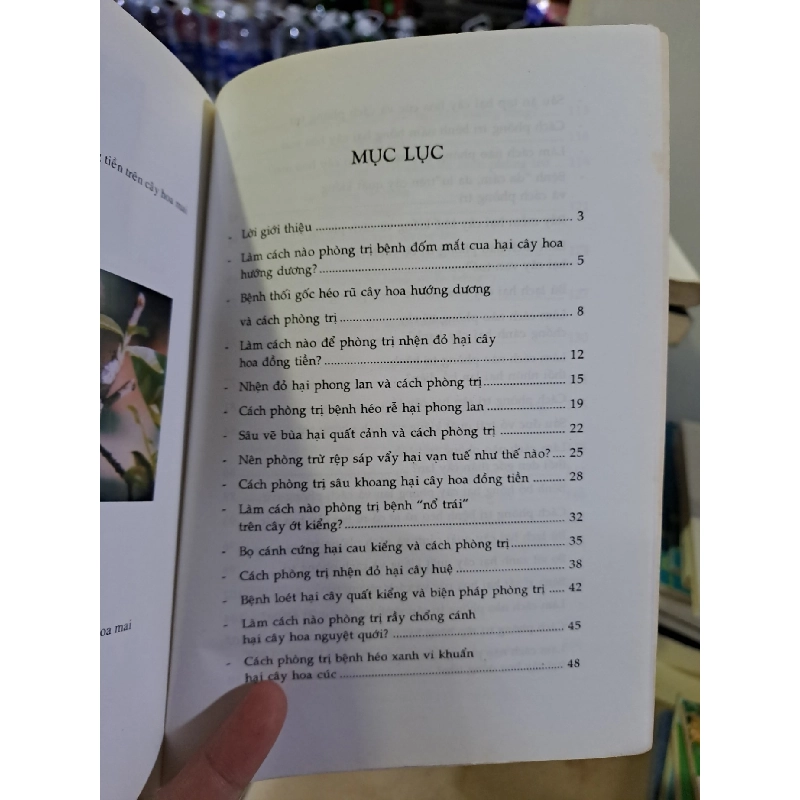 Hỏi đáp về phòng trừ dịch hại cây trồng quyển 3 cây hoa kiểng mới 90% Nguyễn Danh Vàn 2008 HCM0308 GIÁO TRÌNH, CHUYÊN MÔN 920212