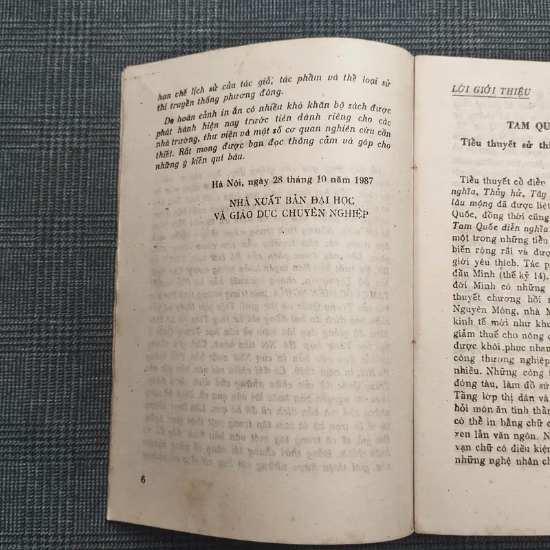 Tam Quốc Diễn Nghĩa - La Quán Trung - Dịch giả: Phan Kế Bính - Năm 1988 606141