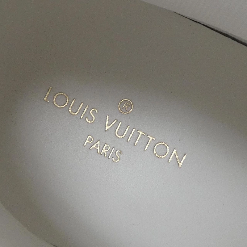 Giày sneaker dòng Tattoo của Louis Vuitton - Hàng hiệu Authentic 901993