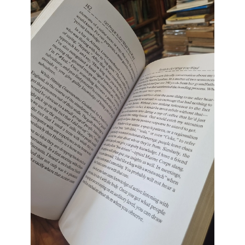 Get People To Do What You Want : How to use body language and words to attract people you like and avoid the ones you don't - Gregory Hartley & Maryann Karinch 363949