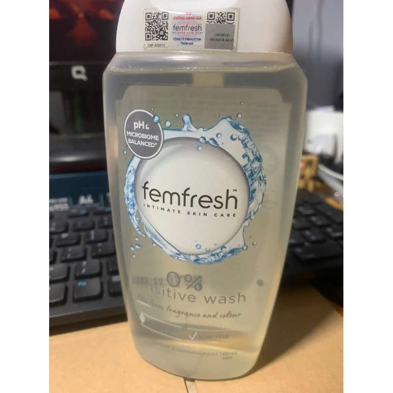 (date 03/2025)Dung dịch vệ sinh phụ nữ cao cấp Femfresh 250ml chính hãng nguyên mác 78297