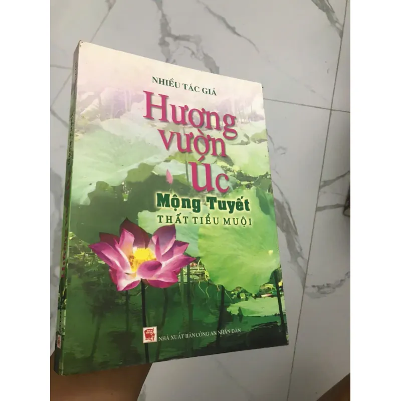 Nhiều Tác Giả - Hương Vườn Úc: Mộng Tuyết, Thất Tiểu Muội 602057