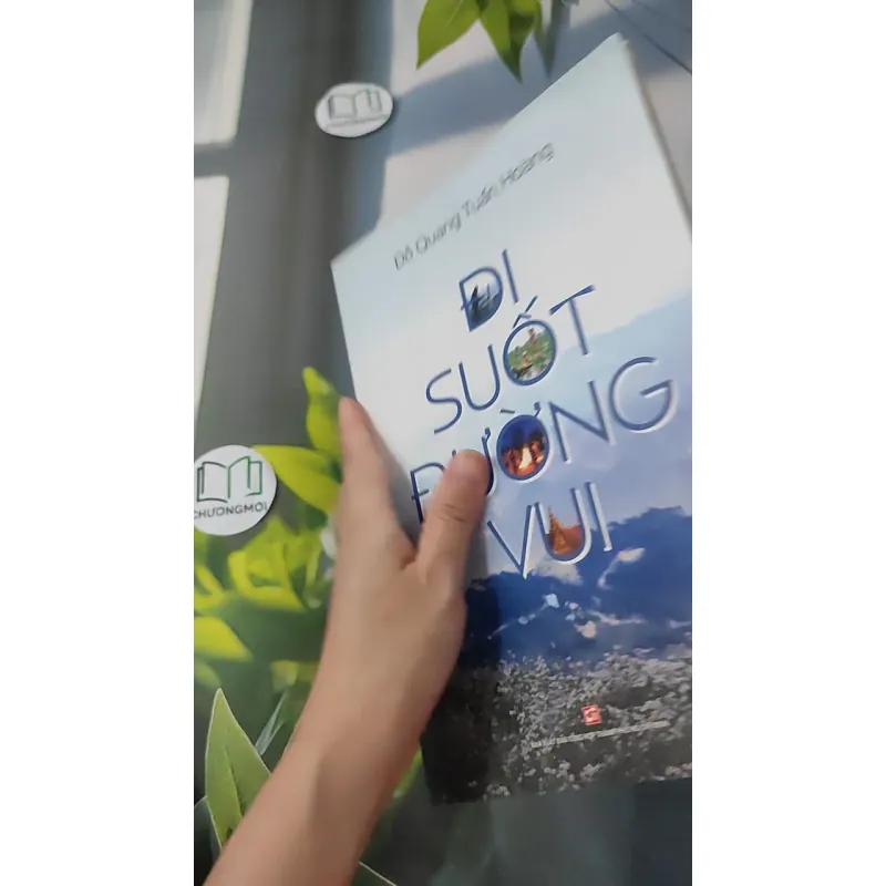 Đi suốt đường vui - Đỗ Quang Tuấn Hoàng 1018844