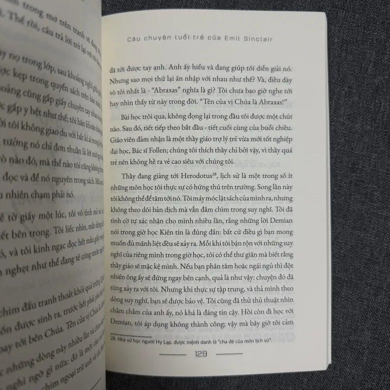 Demian: Câu chuyện tuổi trẻ của Emil Sinclair - Hermann Hesse 763838