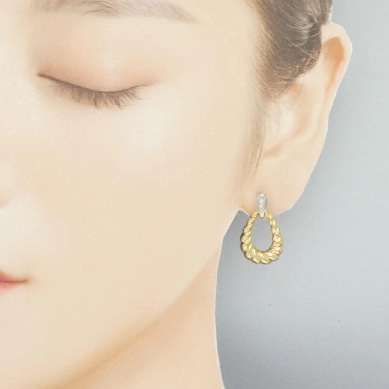 Bông tai kim cương K18YG/K18WG 0.034CT - Hàng hiệu Chính hãng 870054