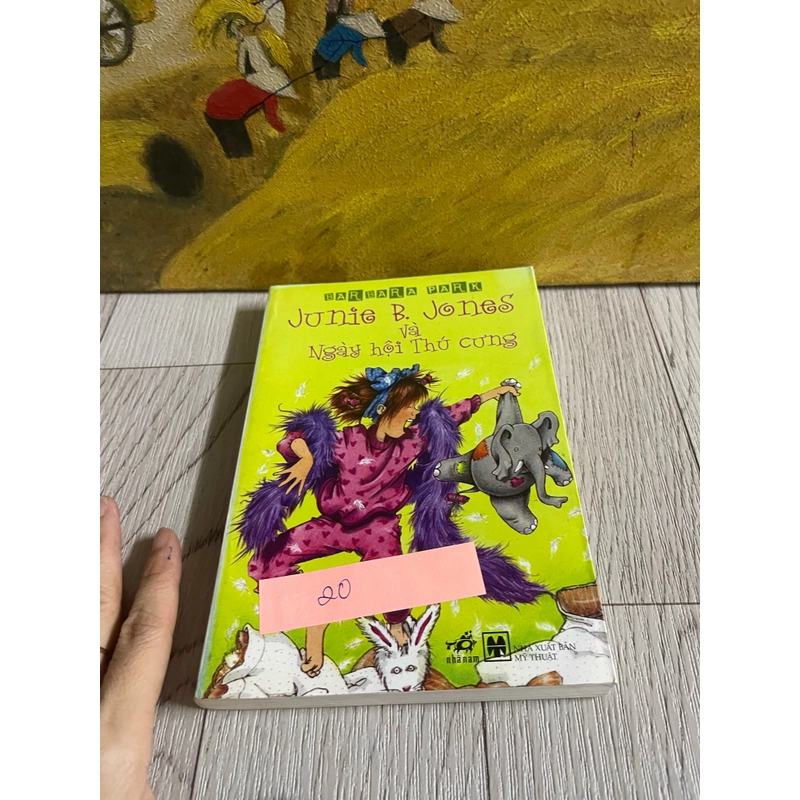Julie B jones và ngày Hội Thú cưng  329298