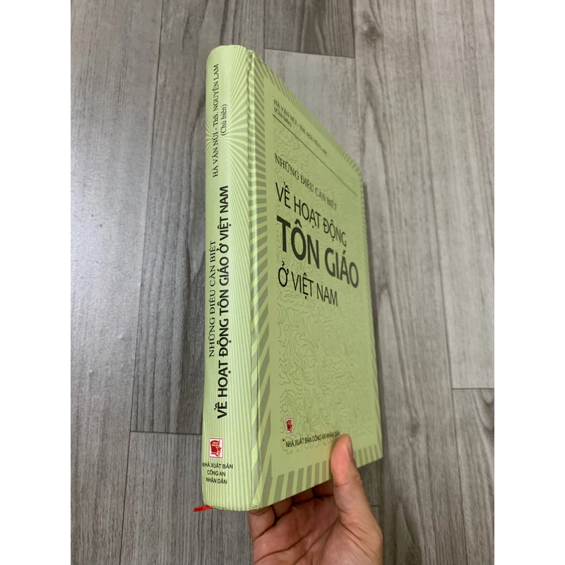 Những điều cần biết về hoạt động tôn giáo ở việt nam. Bìa cứng. 999 466050