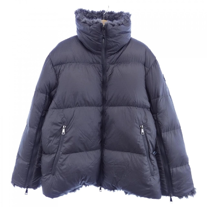 Áo khoác lông vũ MONCLER 638944