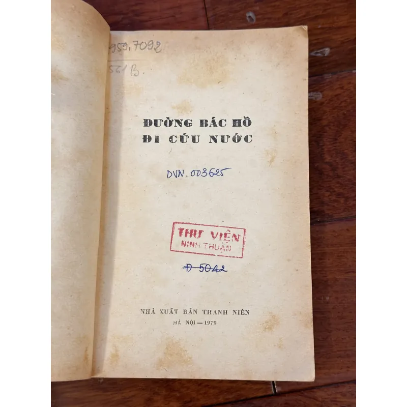 Đường Bác Hồ đi cứu nước 517501