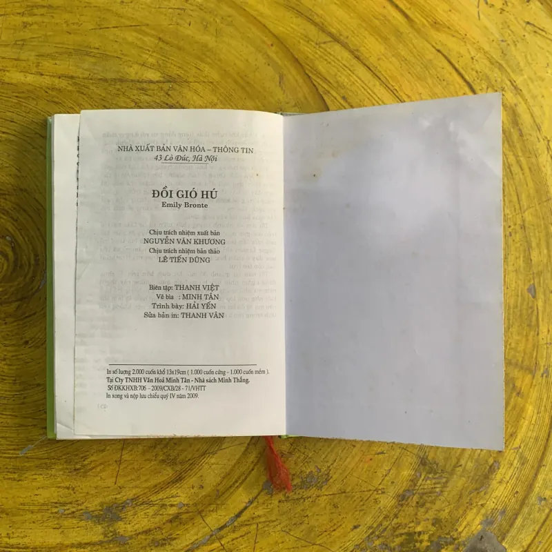 ĐỒI GIÓ HÚ - EMILY BRONTI 1003078