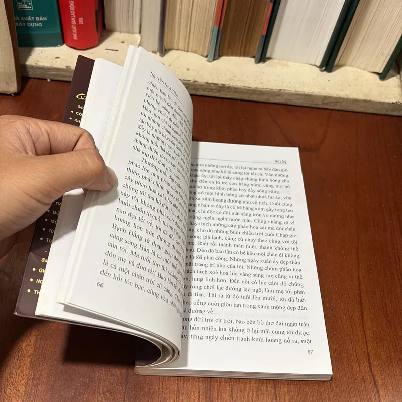 II Bút Ký: Đi Tìm Huyền Thoại Cho Đất - Nguyễn Nhã Tiên - 2015 722506