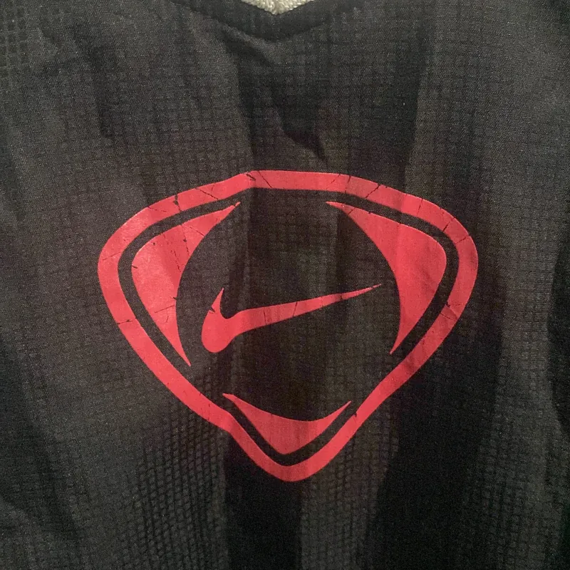 Áo Gió Thể Thao Nike dài tay vải mát 1002527