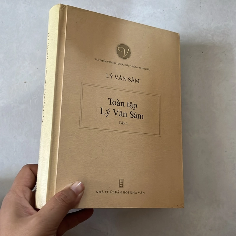 Tác phẩm văn học được trao giải thưởng nhà nước 503127