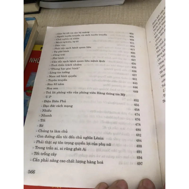 Báo chí Hồ Chí Minh chuyên luận và tuyển chọn 1009810