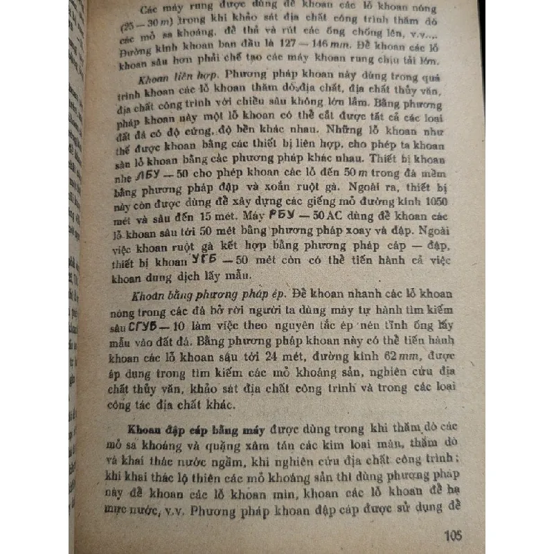 Sách tra cứu của nhà kỹ thuật địa chất - V.X.Kraxulin 713750