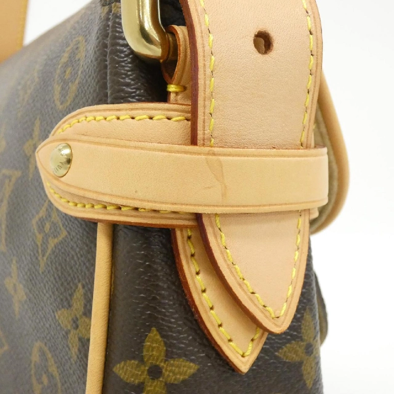 Túi xách vai Louis Vuitton Monogram Hudson M40027 610678