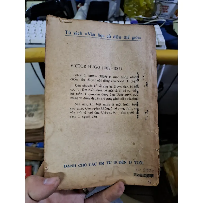 Người cười mới 70% ố rách gáy Vitor Hugo 1988 Văn học nước ngoài HCM1709 559876