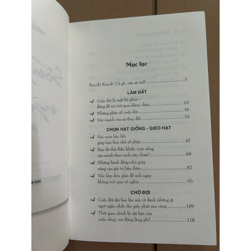 Sống như ngày mai sẽ chết 471068