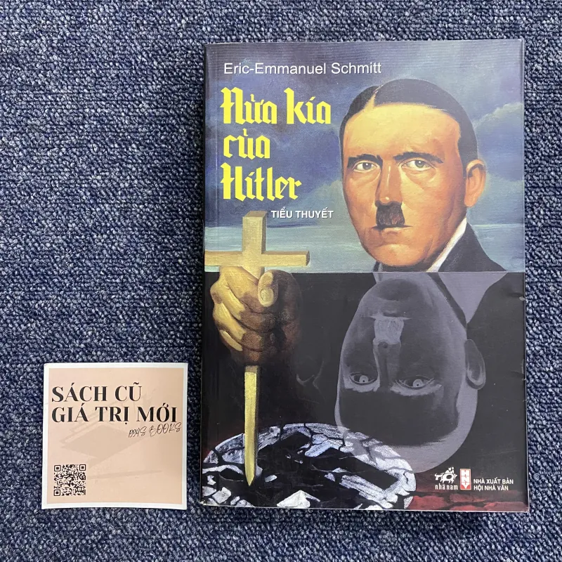 Nửa kia của Hitler 749415