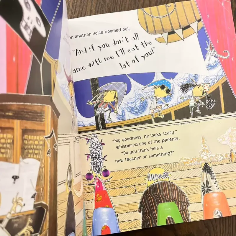 Captain Flinn and the Pirate Dinosaurs: The Magic Cutlass 973695