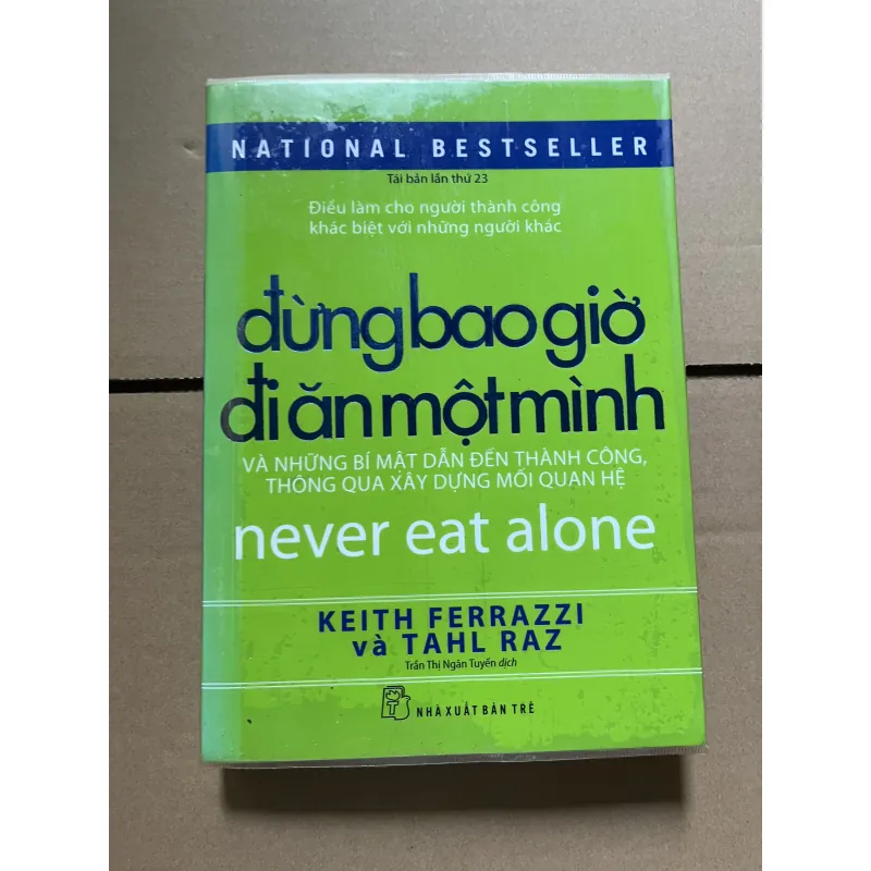 Đừng bao giờ đi ăn một mình 1030540