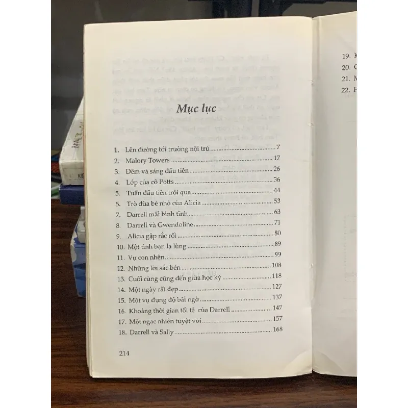 Malory Towers- Học kì đầu tiên mới mẻ- Enid Blyton 598629