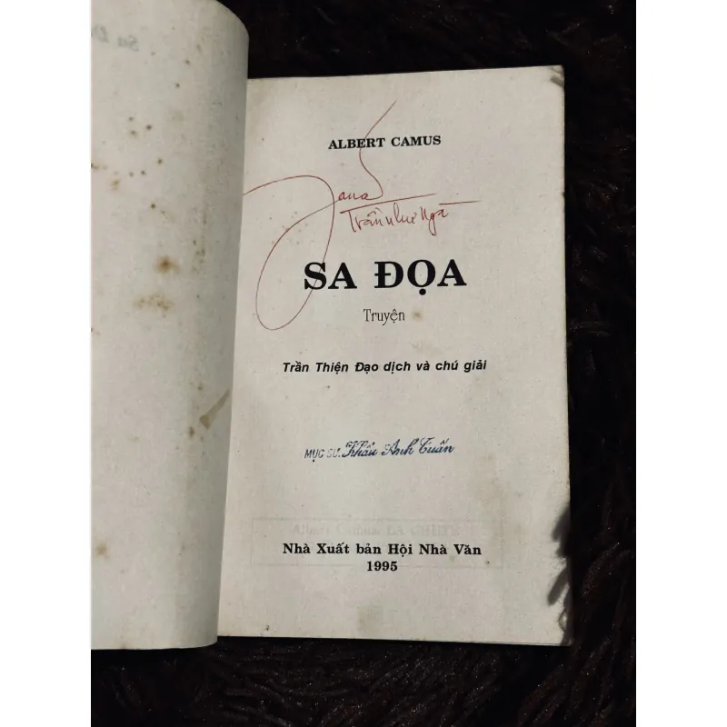 Sa đoạ - Albert Camus 1029841