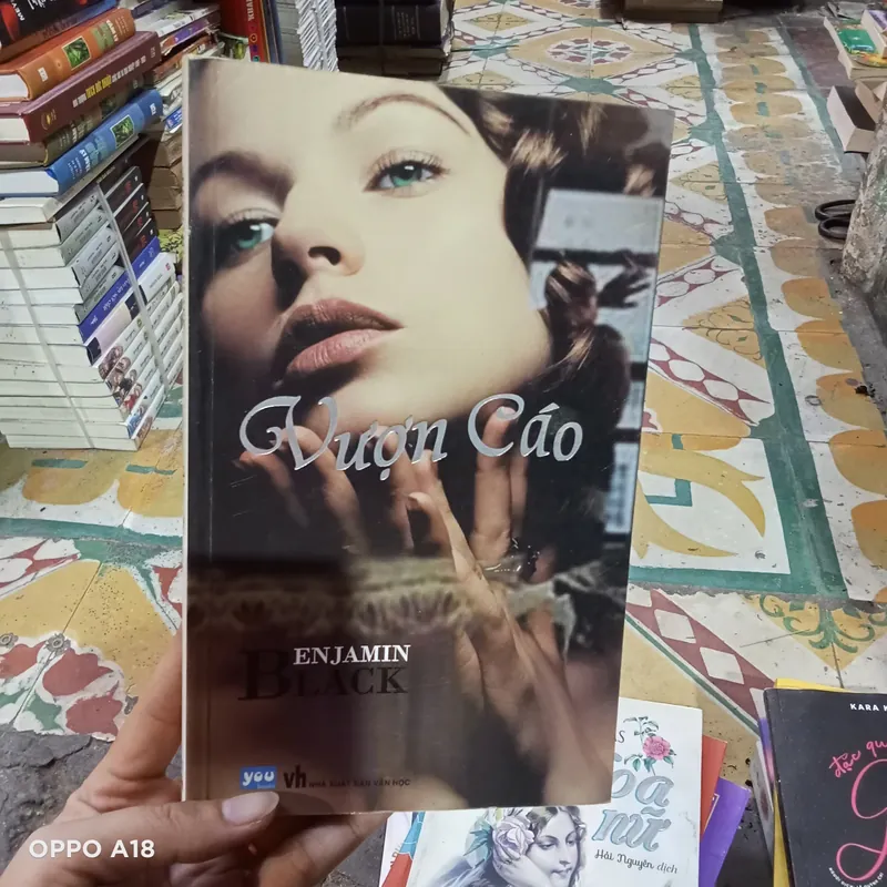 Vượn Cáo- Benjamin Black 574109