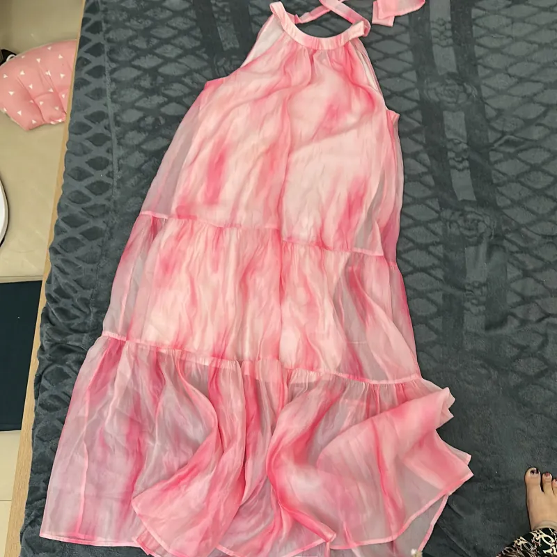 Đầm váy voan sát nách cổ yếm size L hãng MASCARA 1025371