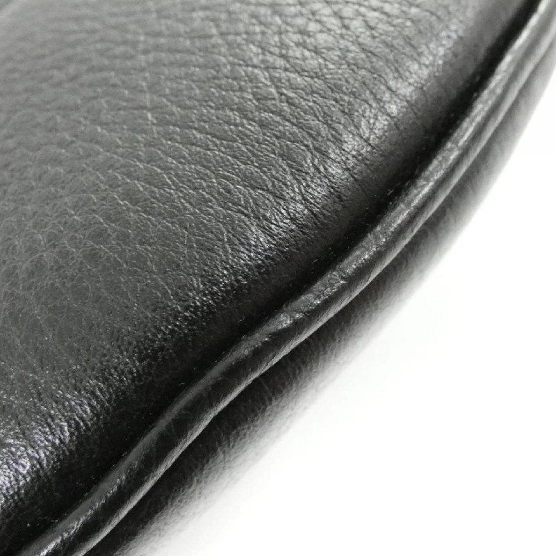 Túi xách vai GUCCI B 820169 AAEJU 610559