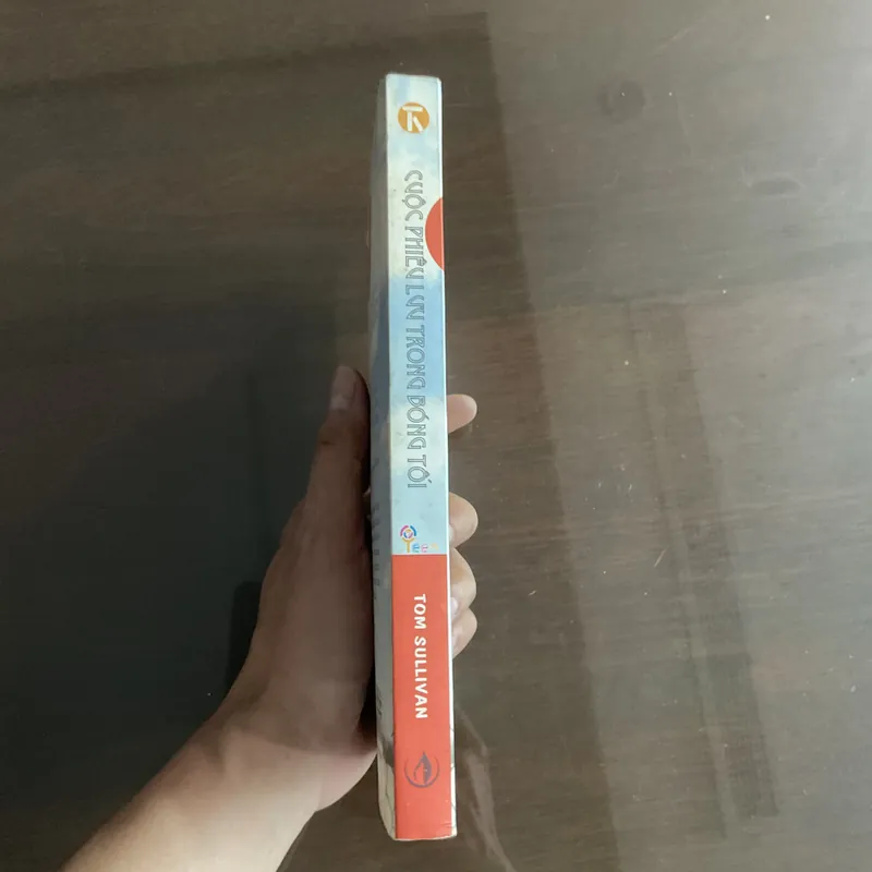 [PHIÊU LƯU] Cuộc phiêu lưu trong bóng tối - Tom Sullivan 716599