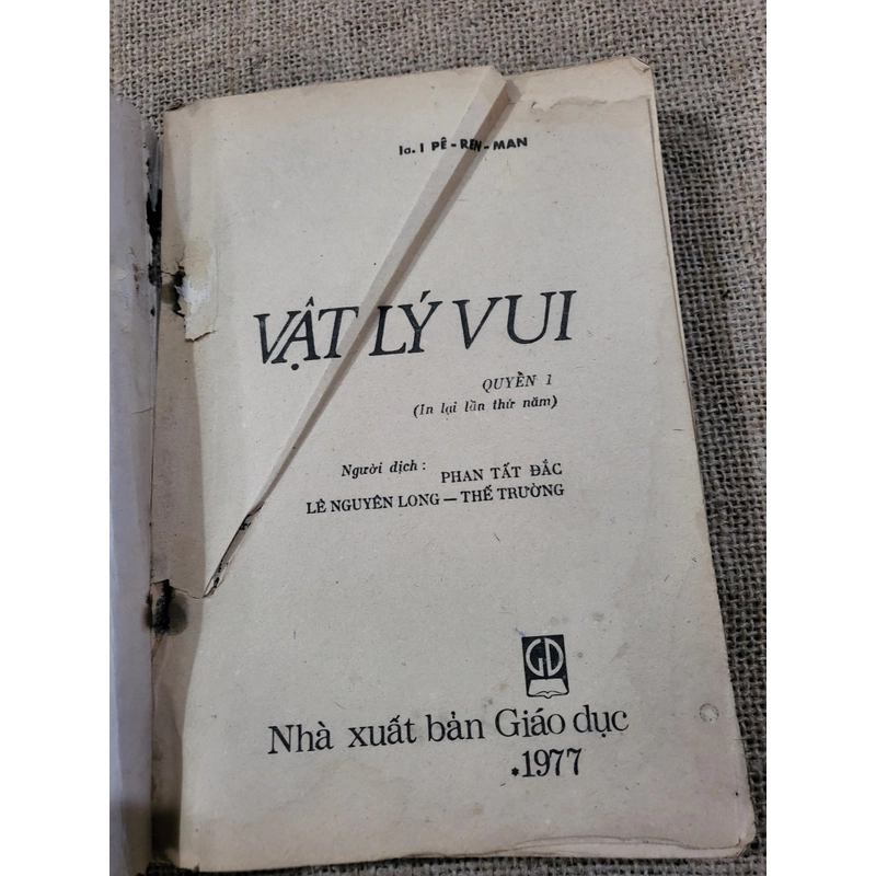 Vật lý vui tập 1 tập 2 _ xuất bản 1977 337645