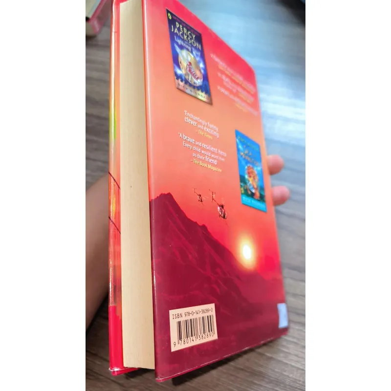 Percy Jackson and the Titan’s Curse (Rick Riordan) 792979