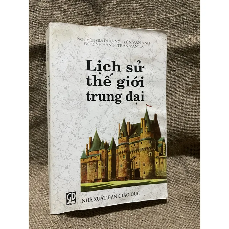 Lịch sử thế giới trung đại - 40 trang khổ lớn  1000055