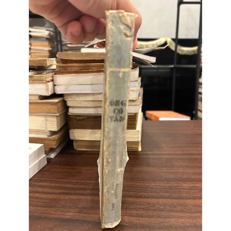 Ông Cố Vấn: Hồ Sơ Một Điệp Viên - Hữu Mai 930913