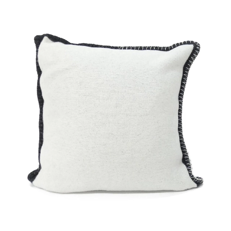 Chanel Cushion - Hàng hiệu Authentic 808099