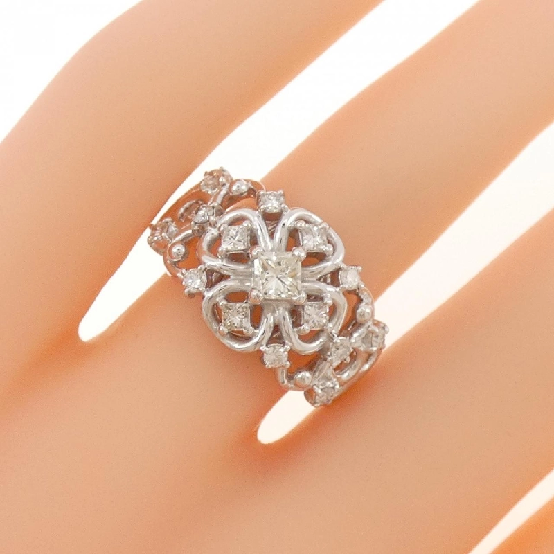 Nhẫn kim cương K18WG 0.25CT 669835