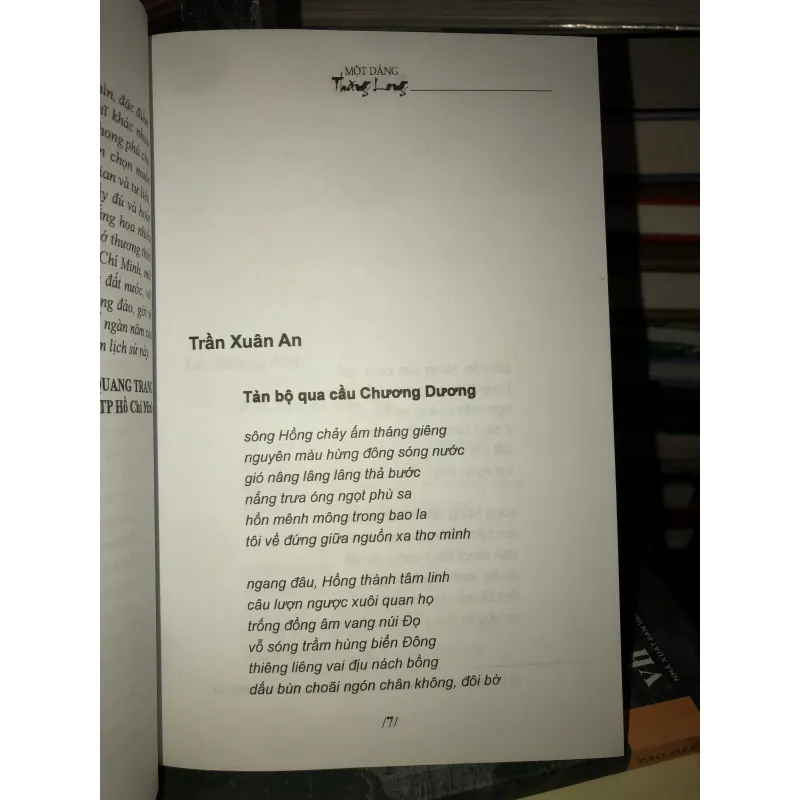 Một dáng Thăng Long  1018649