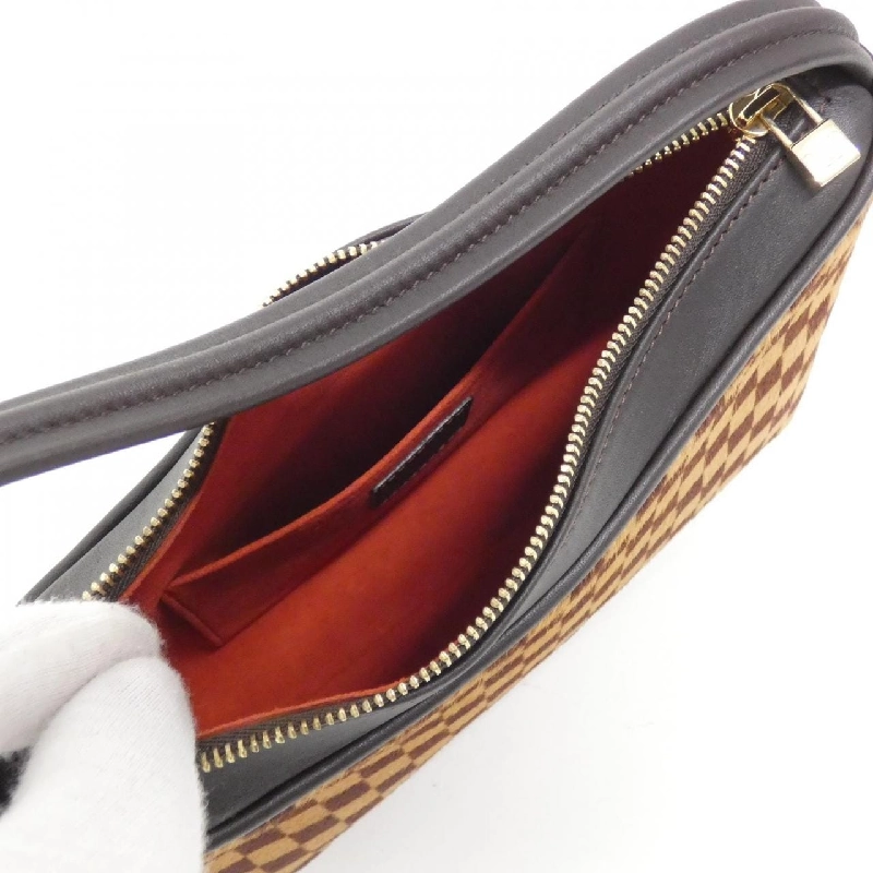 Túi Louis Vuitton Damier Sauvage Tiger M92132 618405