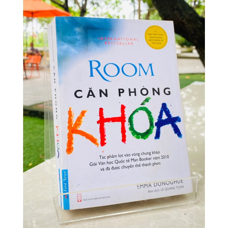 CĂN PHÒNG KHOÁ - EMMA DONOGHUE 547496