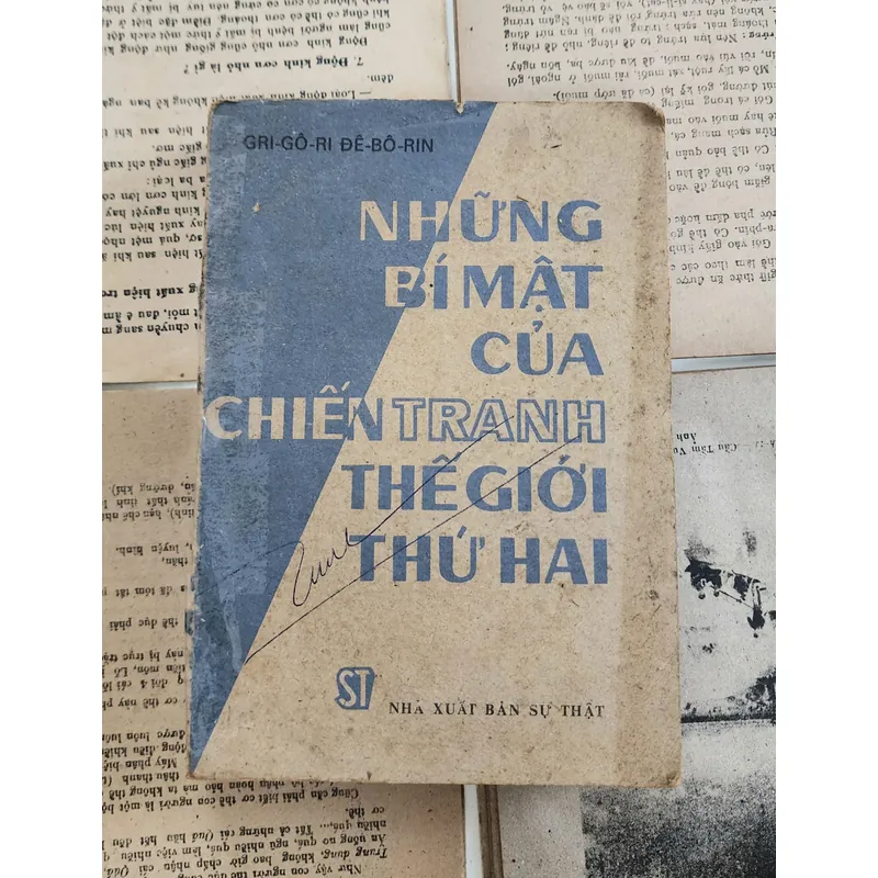 Những bí mật của chiến tranh thế giới thứ hai - Grigori Deborin (nhà sử học) 727151