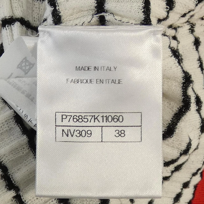 Áo thun CHANEL LOOK7 P76857K11060 627715