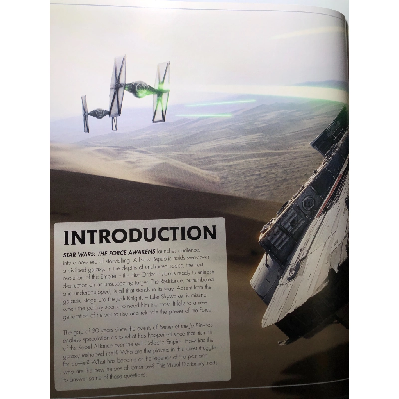 Starwars The Force Awakens The Visual Dictionary BÌA CỨNG mới 85% bẩn nhẹ DK HPB2707 NGOẠI VĂN 350686