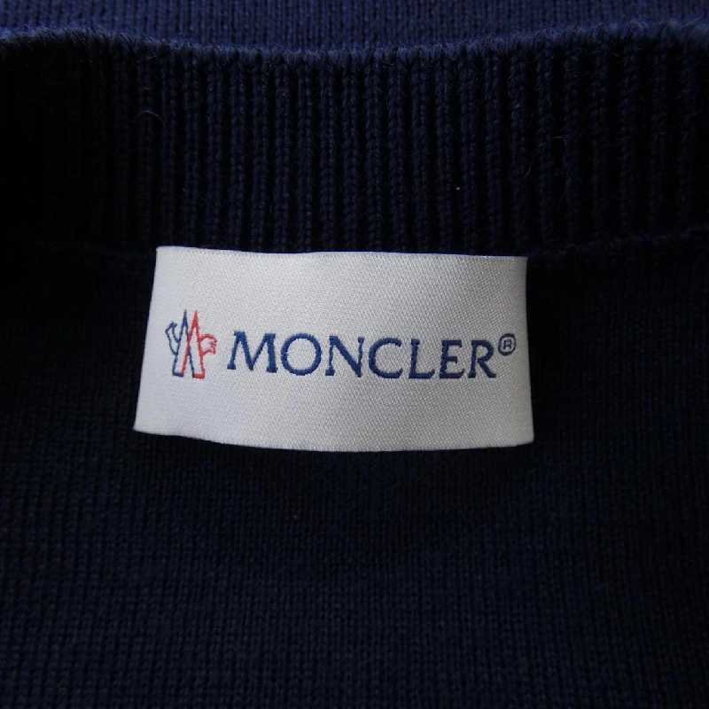 Áo khoác lông vũ MONCLER 634486