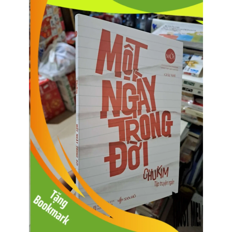 (TẶNG BOOKMARK) Một Ngày Trong Đời - Chukim - 2025 mới 90% - VĂN HỌC - RBK3012 948070