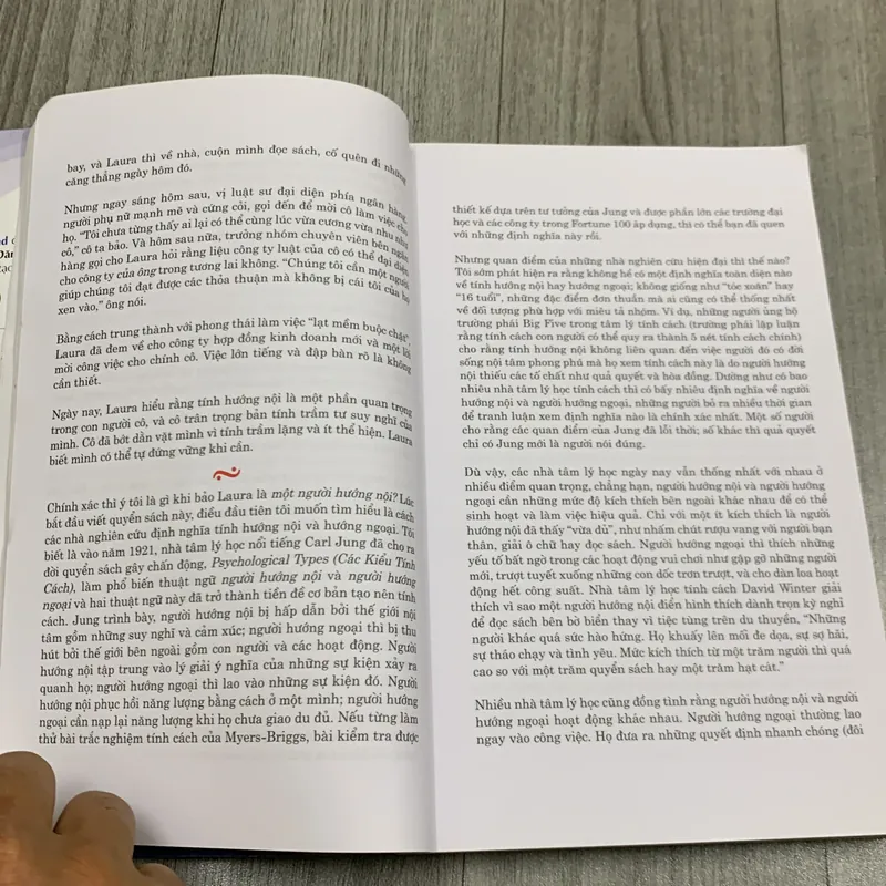 Hướng nội, sức mạnh của sự yên lặng trong một thế giới nói không ngừng. 3a5 717389