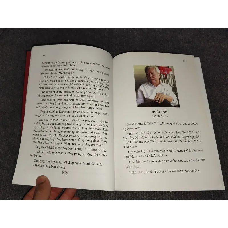 VĂN THƠ CHỌN LỌC. VĂN CHƯƠNG HỒN VIỆT 957937