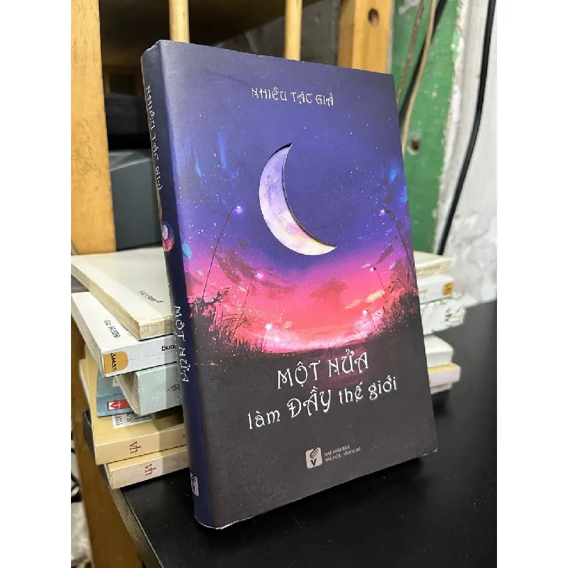 Một nửa làm đầy thế giới - nhiều tác giả 602764