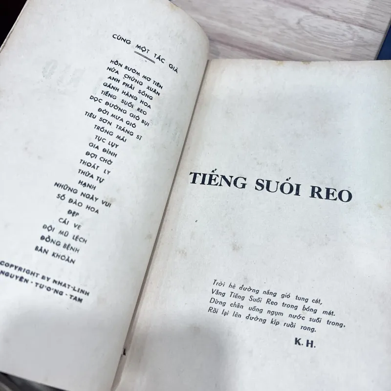 Tiếng suối reo - Khái Hưng (1962) 760684