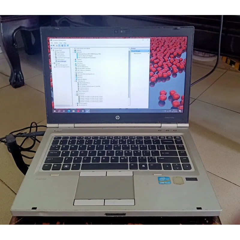 hp 8460P. Vỏ nhôm,i5/ram6gb/ssd 120gb 712035